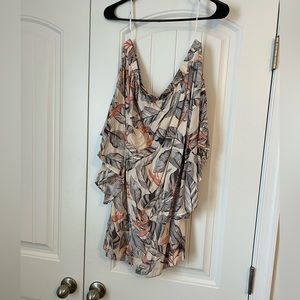 LULUS NWT floral short romper